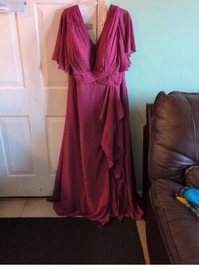 Women's Midi Wrap Skirt Dress in Raspberry